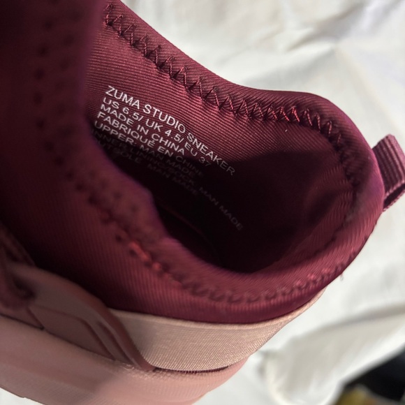 Fabletics Zuma Studio Sneakers 6.5 Burgundy / Pink Memory Foam - Picture 12 of 12